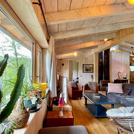 Ecogite Lalalandes Aveyron 빌라 Saint-Parthem