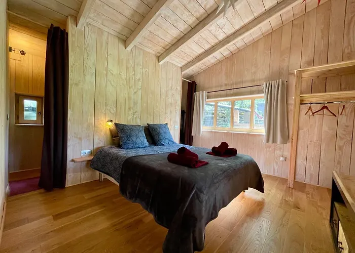 فيلة Ecogite Lalalandes Aveyron *